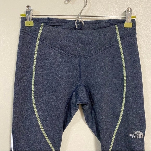 The North Face Leggings Woman’s Size Small Gray GTD Capri Active Leggings - Picture 6 of 14